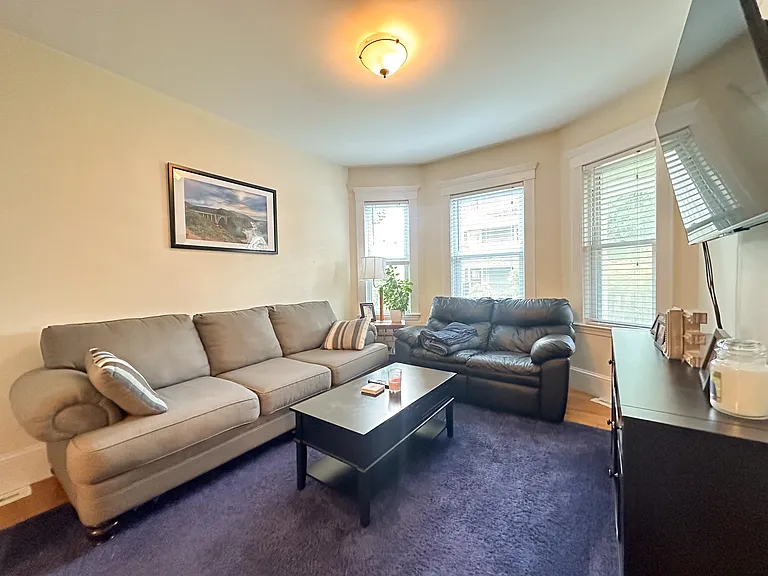 152 Homes Ave #2 — Photo 7