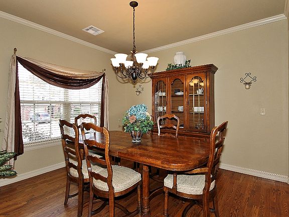 Formal dining room
