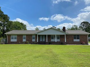 1214 River Rd, New Bern, NC 28562