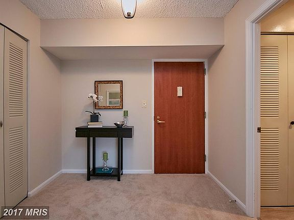 3rd image of 3800 Powell Ln APT 1013