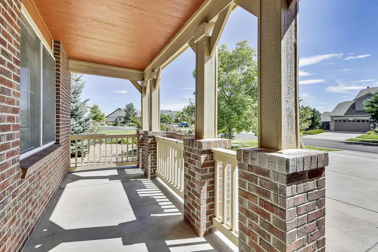 20781 E Dartmouth Dr — Photo 4