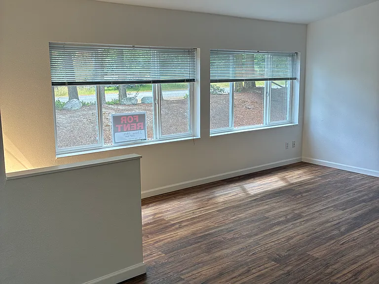 131 Sherwood Rd — Photo 22