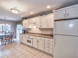 200 Ridgeway Dr, Baden, PA 15005