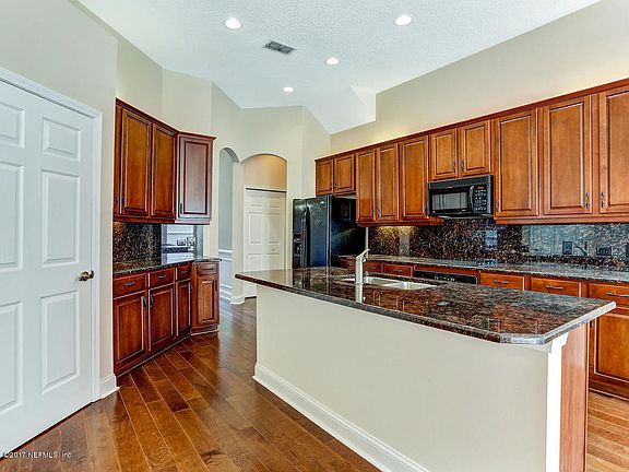 4th image of 85136 Bostick Wood Dr