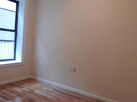 5th image of 35 Central Park N APT 2K
