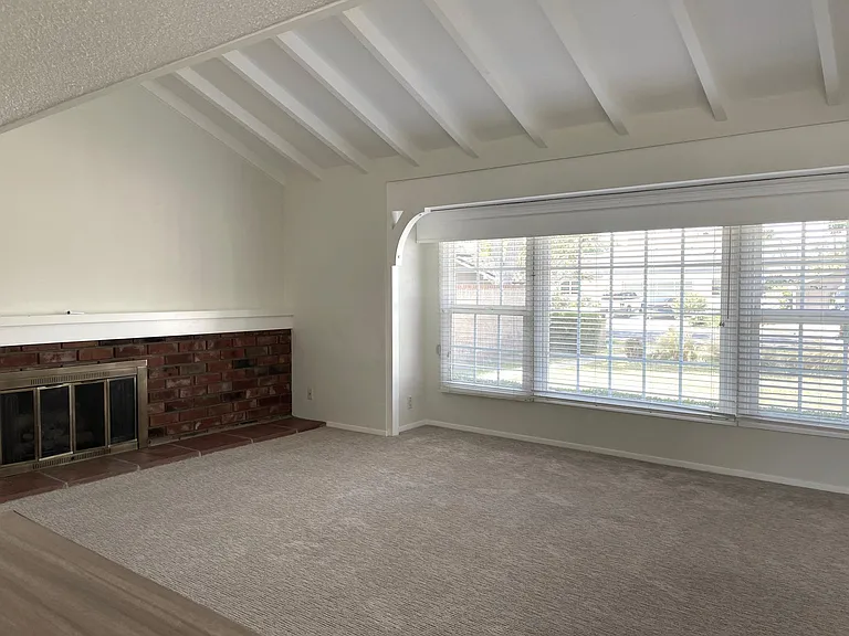 3001 Coleridge Dr — Photo 8