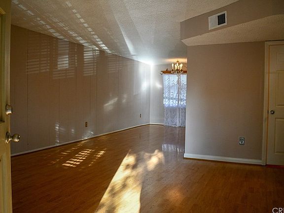 5th image of 21930 Valerio St APT 12