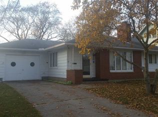 208 1st Ave NW, Oelwein, IA 50662