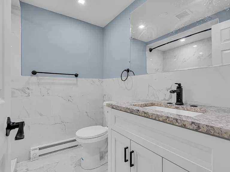 542 Miller Ave #1 — Photo 16