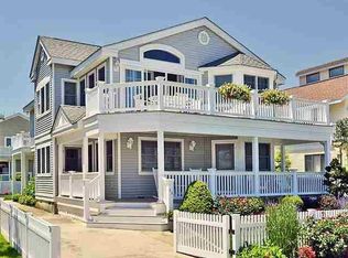 66 E 15th St, Avalon, NJ 08202