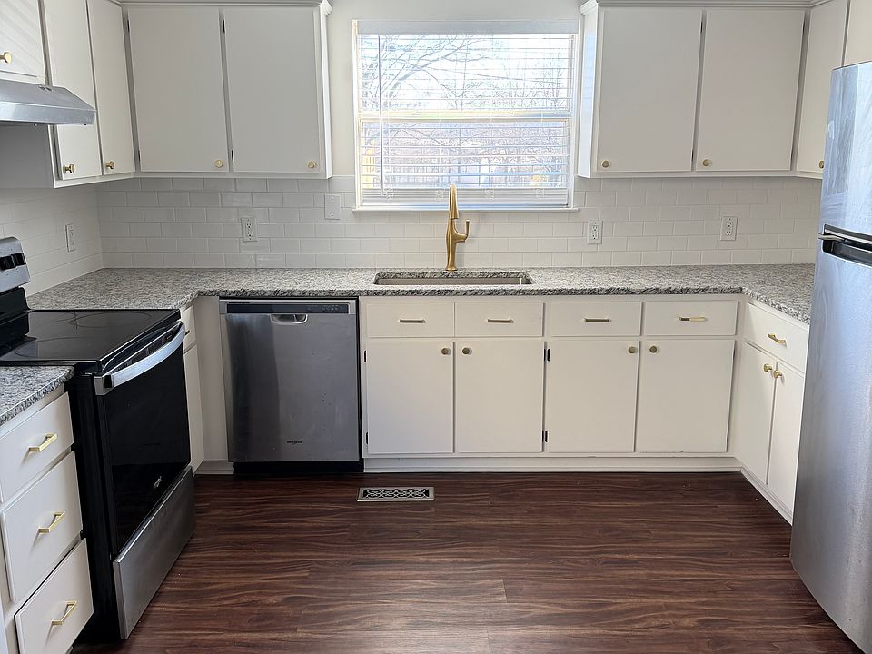1st image of 1624 Read Ave #C