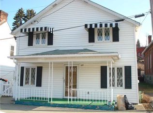 219 Water St, Fayette City, PA
