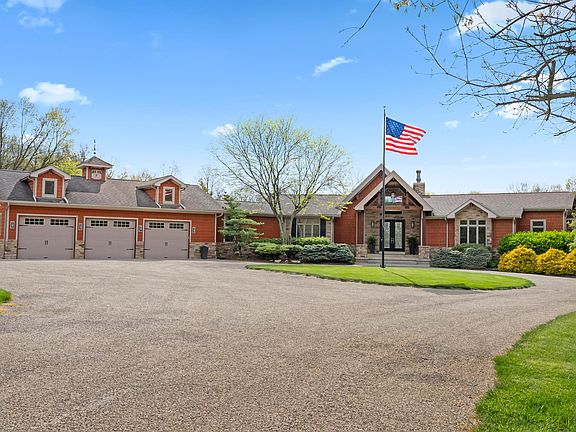 2nd image of 132 Liberty Woods Ct NW