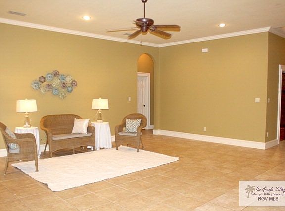 4th image of 27227 Brittany Ct