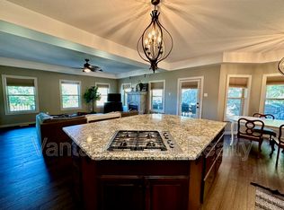 1 Royal Pine Dr #631, Kelowna, BC V1Y9K5