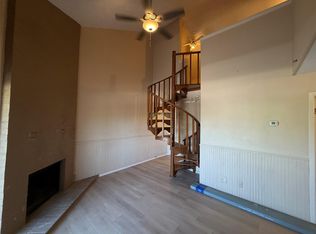 2500 Burleson Rd APT 221, Austin, TX 78741