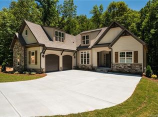 157 Hawks Landing Dr, Troutman, NC 28166