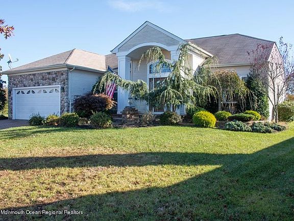 3rd image of 4 Campania Ct