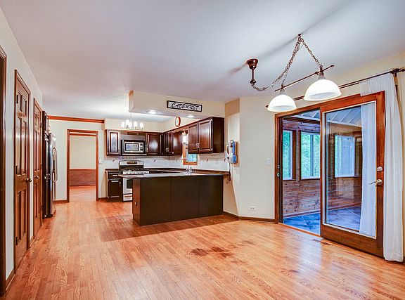 5th image of 796 Bonnie Brae Ct