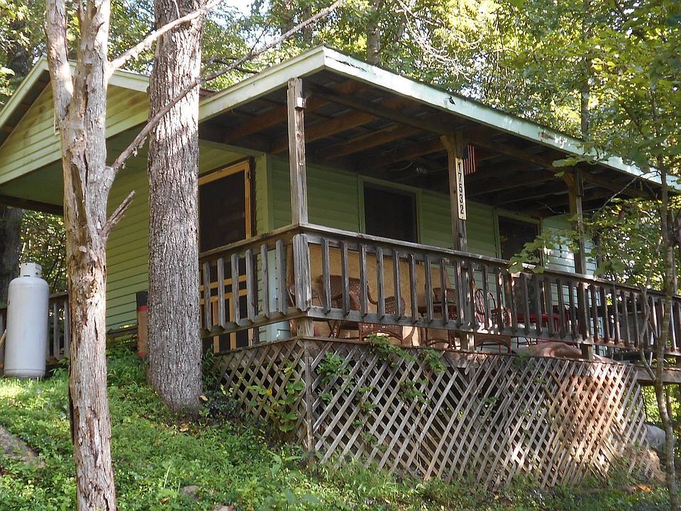 1st image of 17532 Phillips Rd