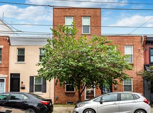 2313 E Thompson St, Philadelphia, PA 19125