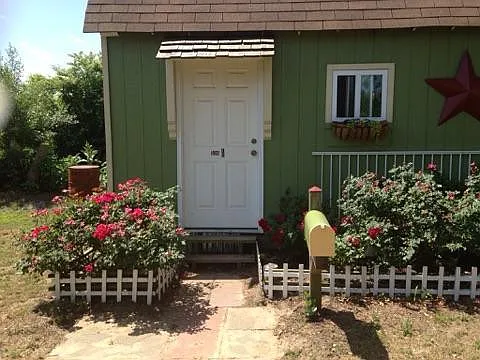596 Lakeview Dr — Photo 11
