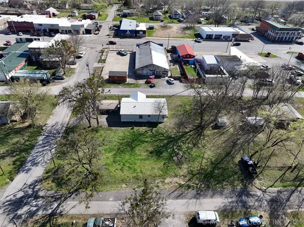 (undisclosed Address), Salina, OK 74365