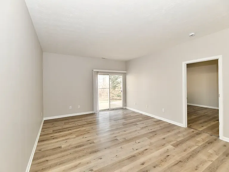 10454 Platinum Dr — Photo 19