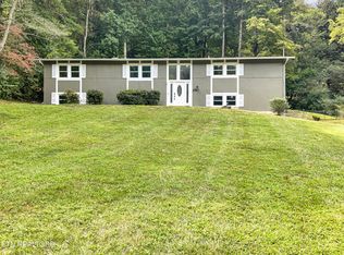 232 Gum Hollow Rd, Oak Ridge, TN 37830