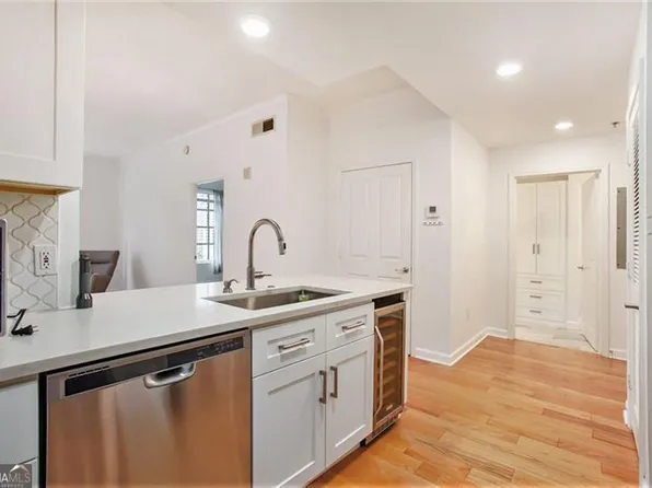 1101 Juniper St NE APT 919, Atlanta, GA 30309