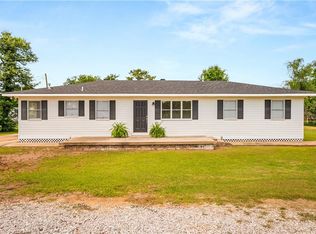 203 8th St, Colfax, LA 71417