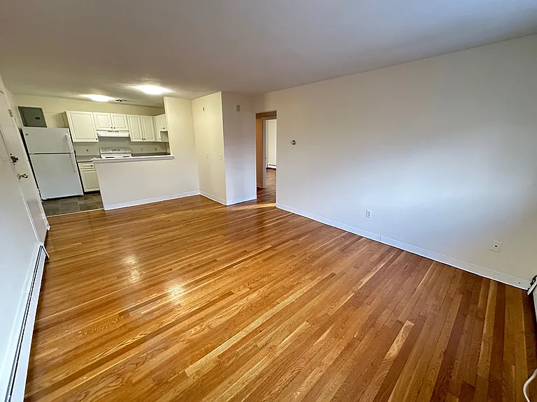 20 Riverside St #2-3 — Photo 3