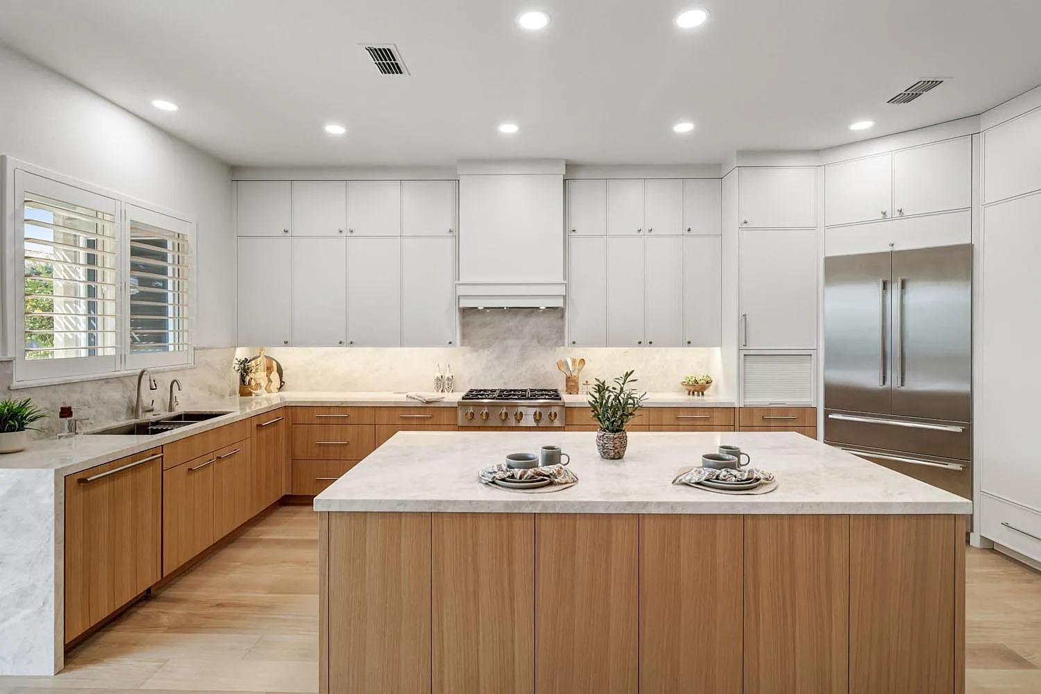 2701 Robinson Creek Ln photo 1