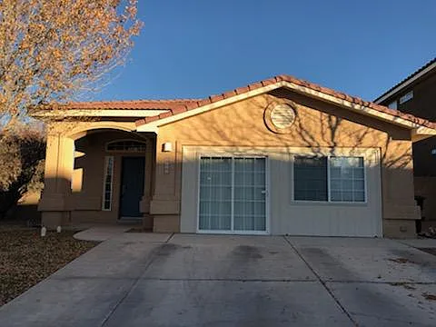4724 Stafford Pl NW — Photo 3