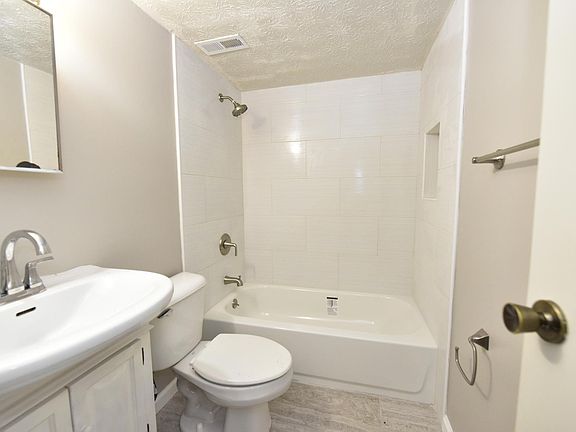 3rd image of 6140 Michaelkenney Ln