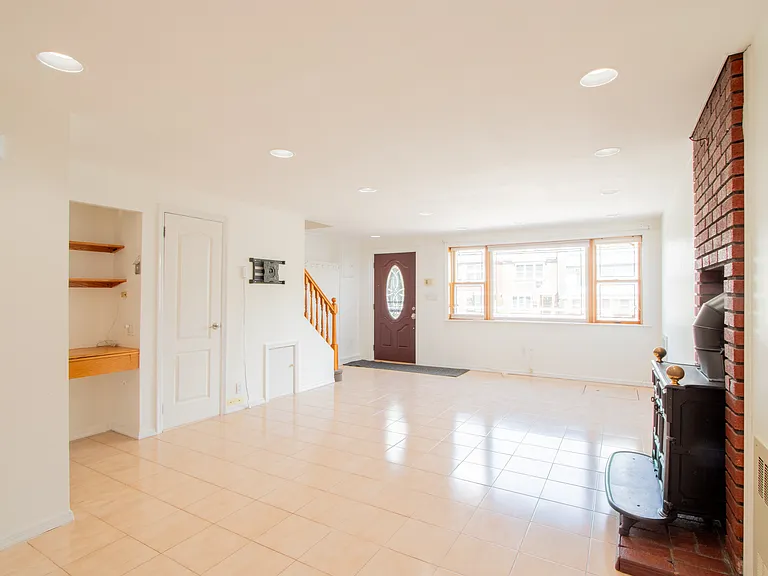 177 Battery Ave — Photo 9