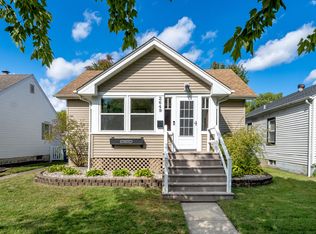 2649 Clough Ave, Highland, IN 46322