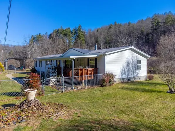 7581 Highway 441 S, Sylva, NC 28779