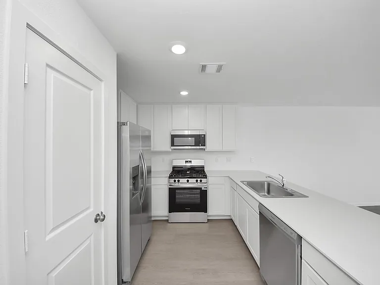 10411 Birds Nest Dr — Photo 10