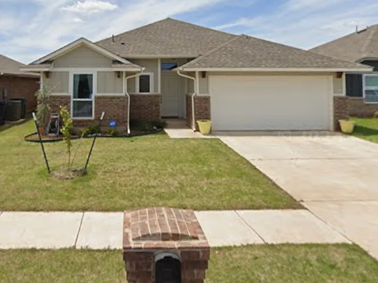 18217 Autumn Grove Dr — Photo 1