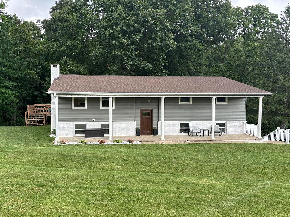 1st image of 160 Walnut Hills Dr
