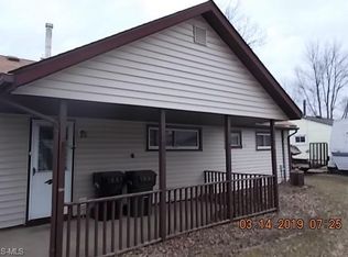 518 Willow Park Rd, Elyria, OH 44035