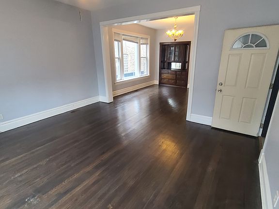 4th image of 3105 W Diversey Ave APT 1F