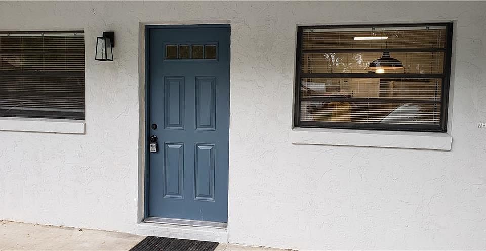 1st image of 134 W Washington Ave APT 3