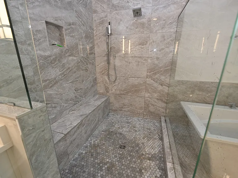 1945B Kimbark Dr — Photo 24