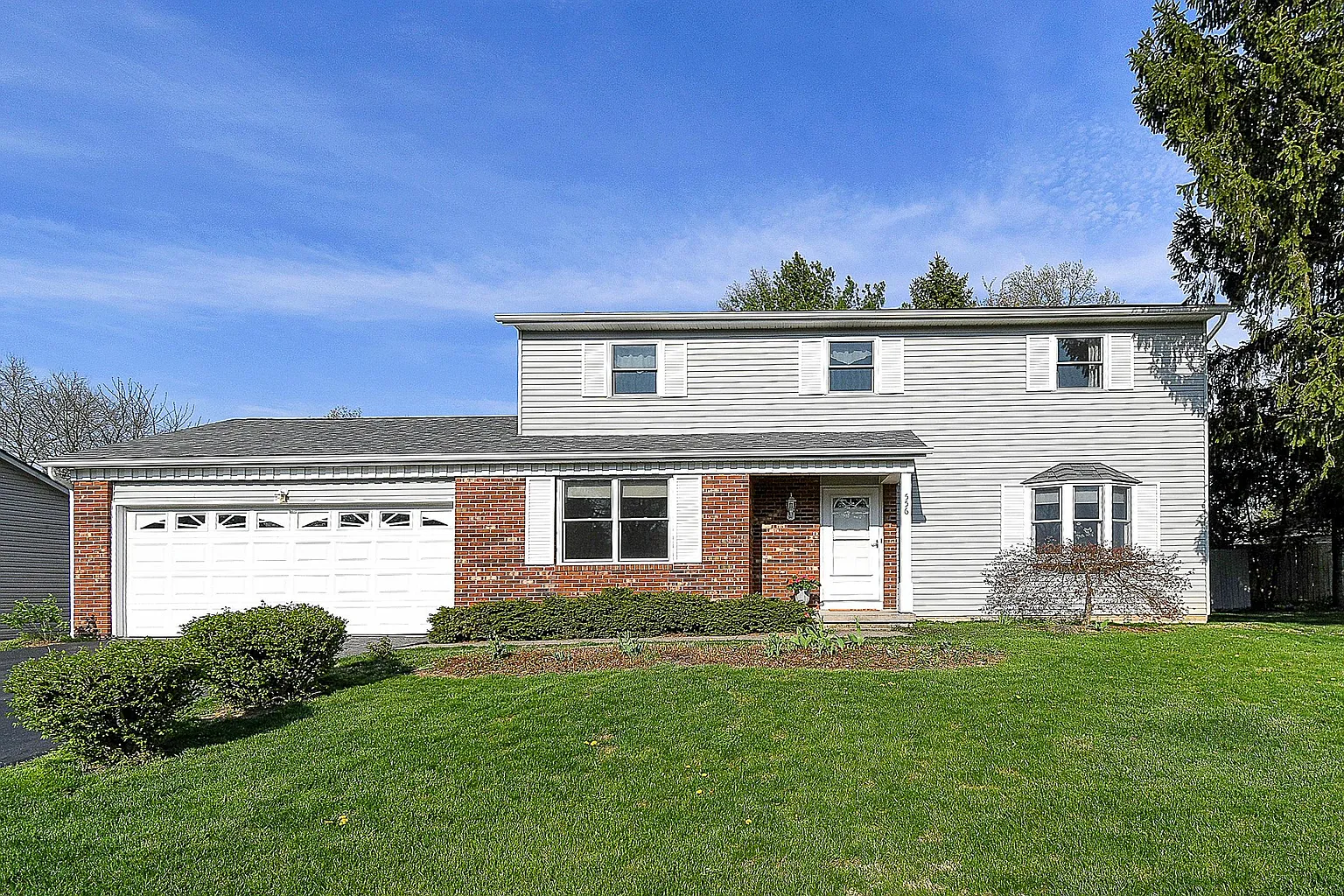 556 Hunt Valley Dr photo 1