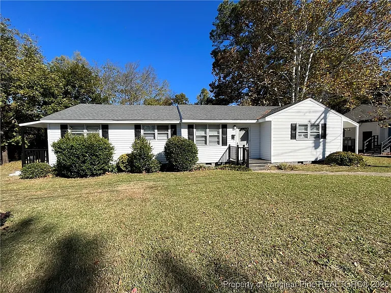 2110B Rogers Dr — Photo 5