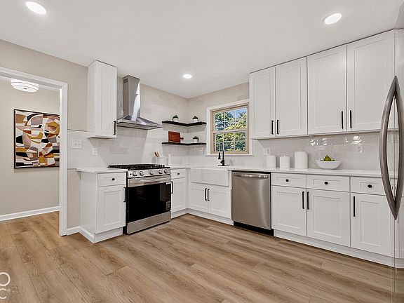 4th image of 3139 Albright Ct