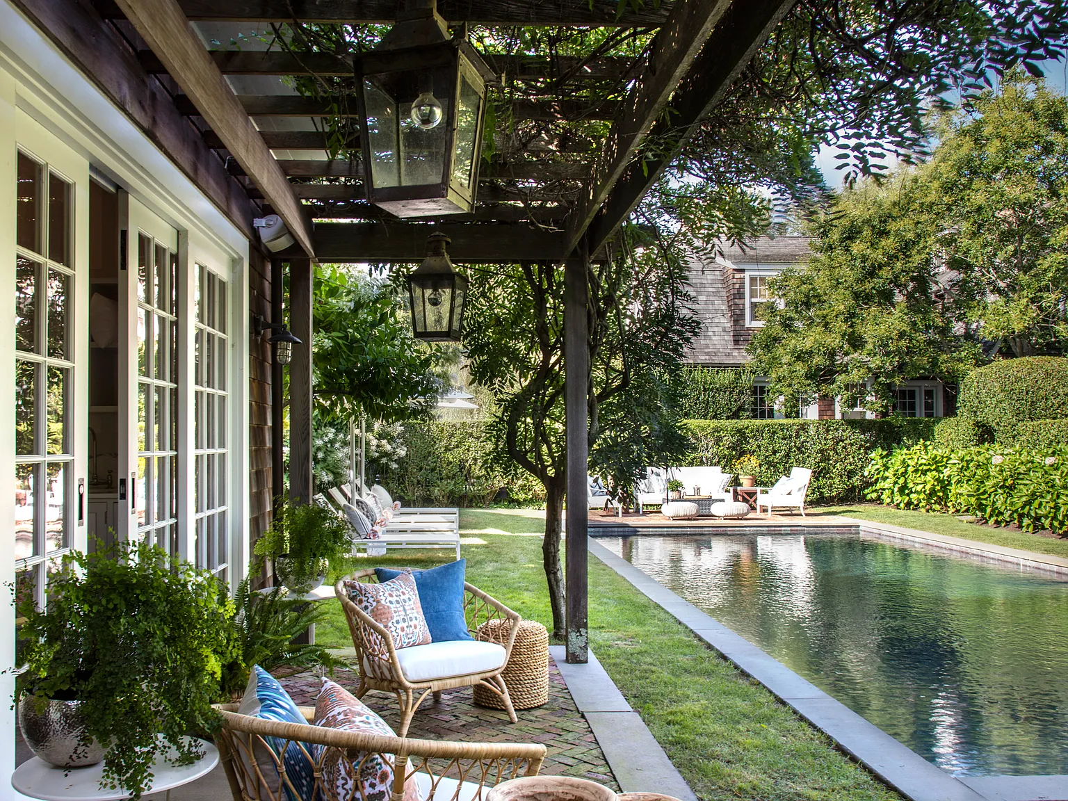 Huntting Lane Summer Chic - Triple-Mint, Designer Luxury — Photo 4