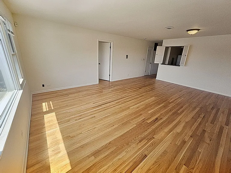 1100 Church — Photo 17
